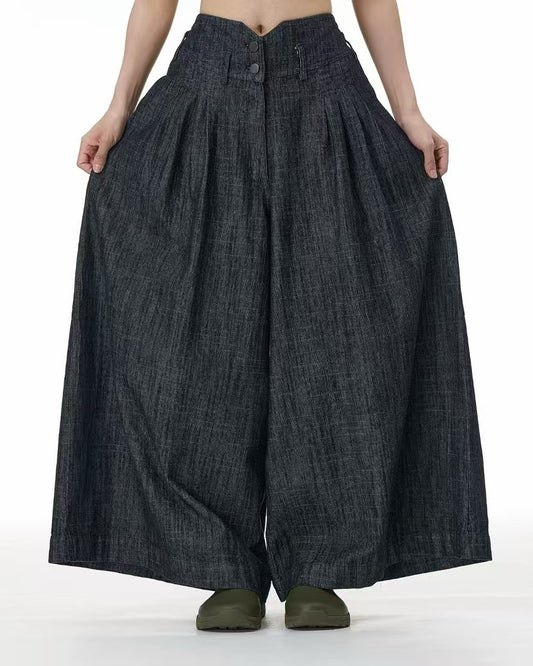 Curved Waist Denim Pants
