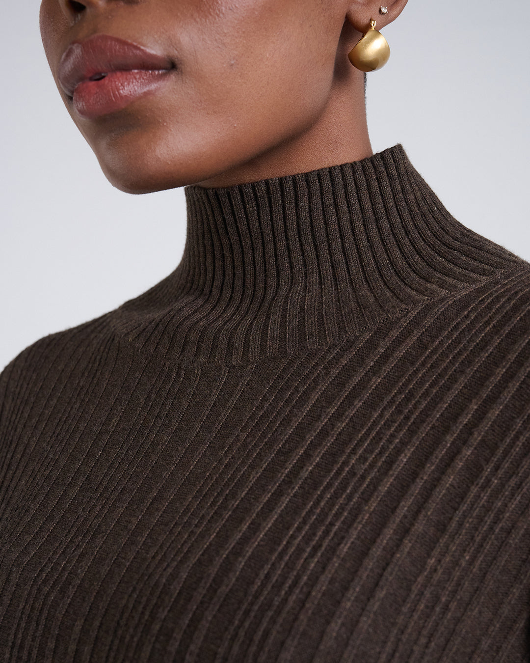 Wool Blend Wide Rib Knit Long Sleeve Dress with Belted Waist in Brown