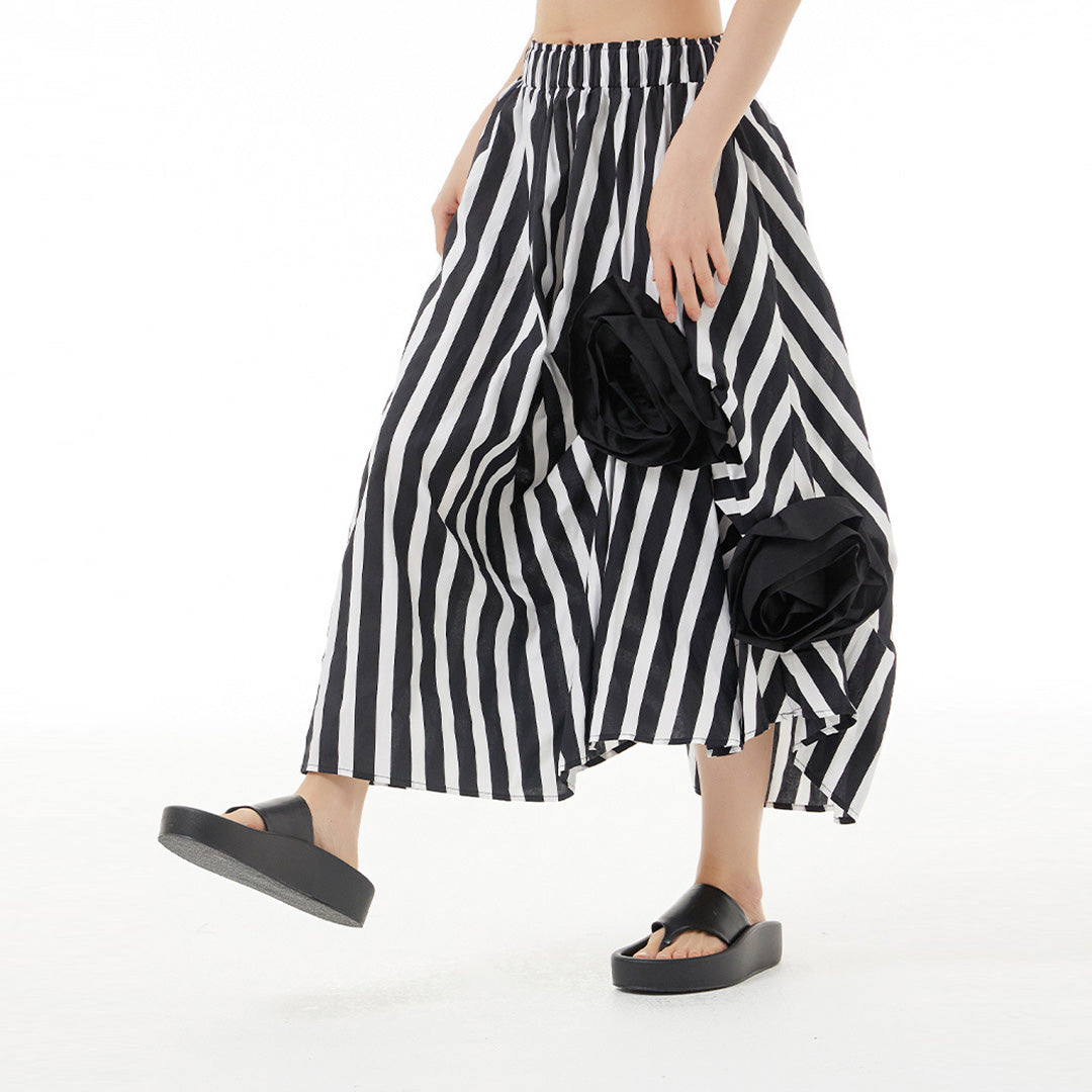 'The Becoming Skirt' 100% cotton in pink