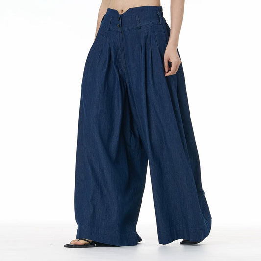 Curved Waist Denim Pants