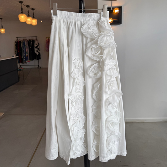 3D Twisted Pedals Skirt