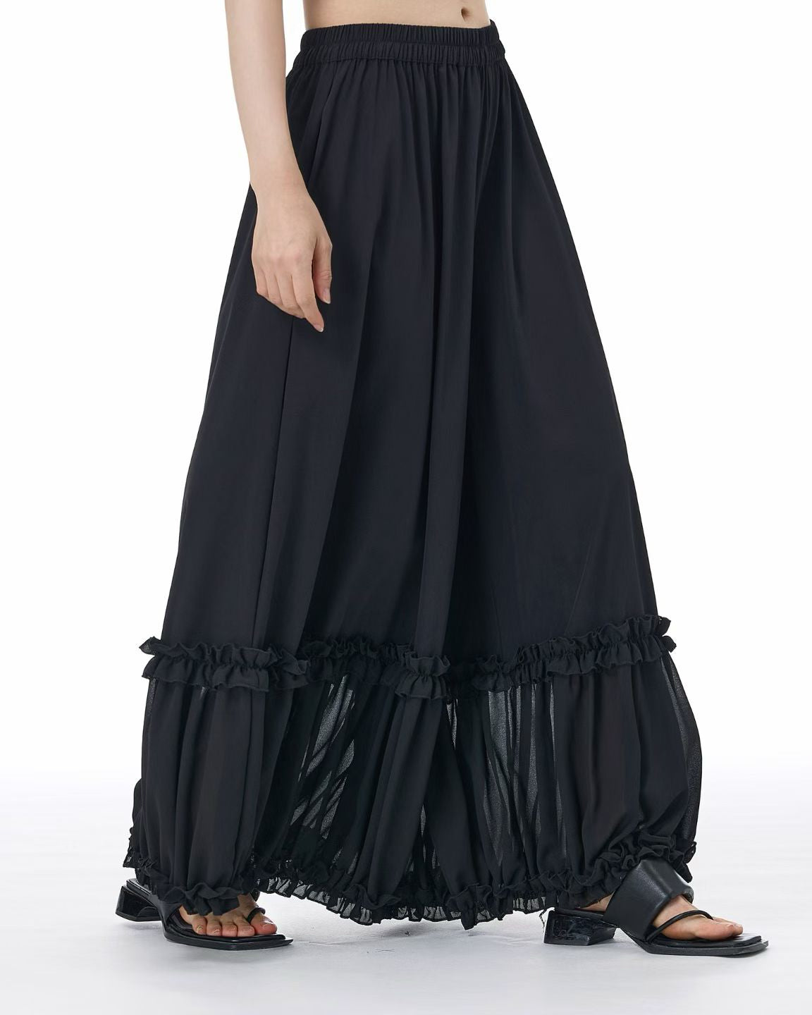 Wrinkle-Resistant Pants with Chiffon Ruffle Details