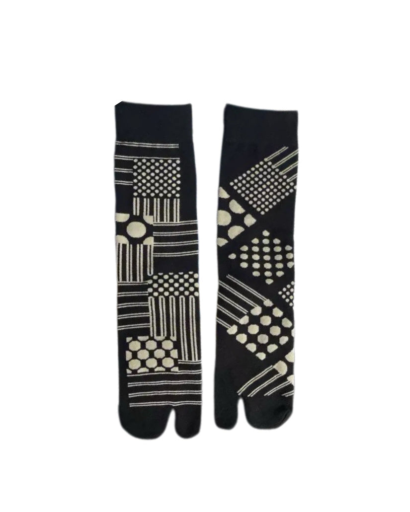 Split-toe socks