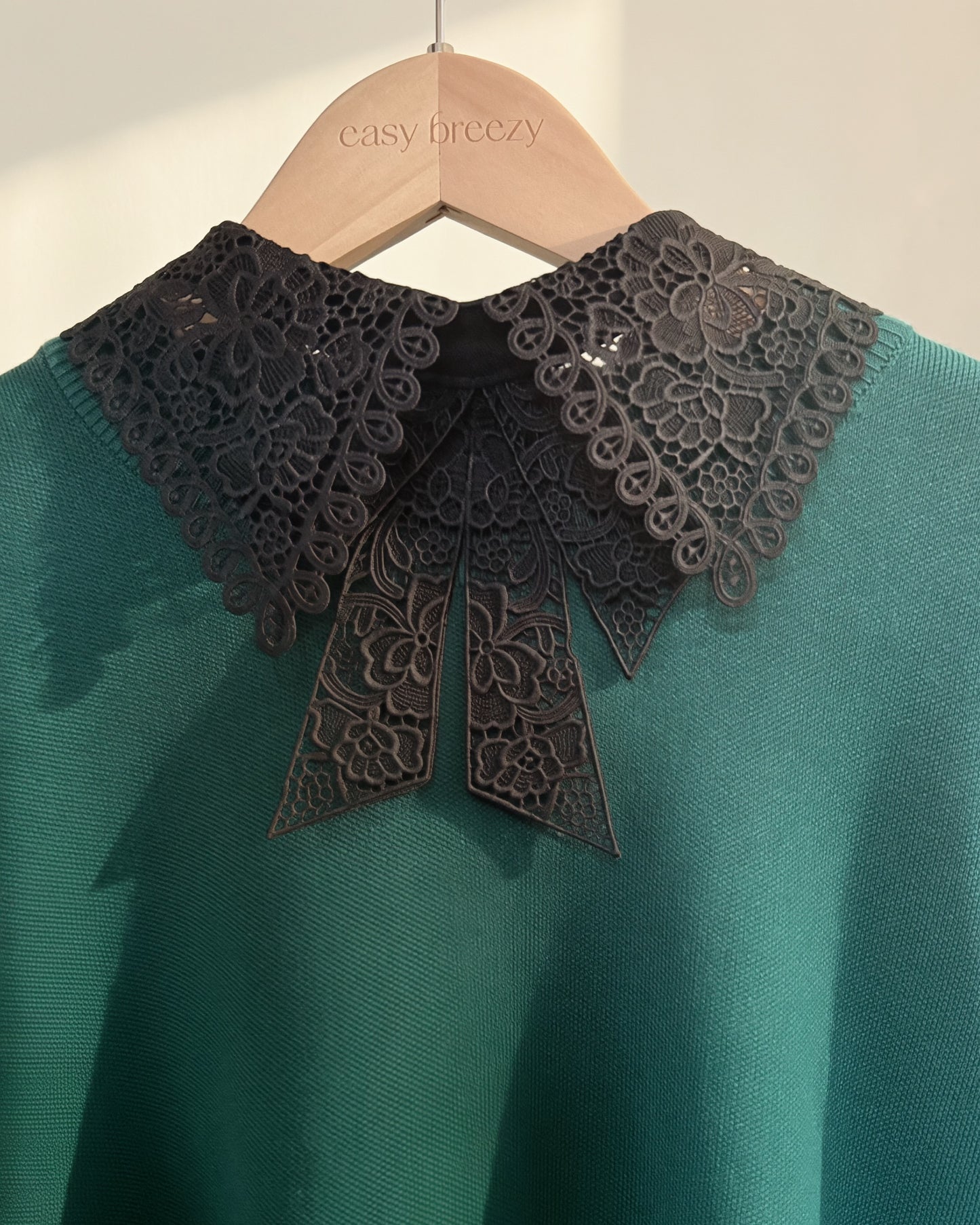 Detachable Collars