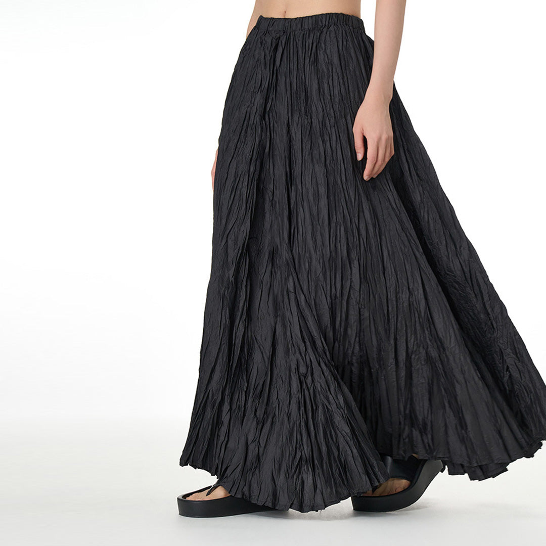 Flowing Draping Pleated Fabric Long Skirt