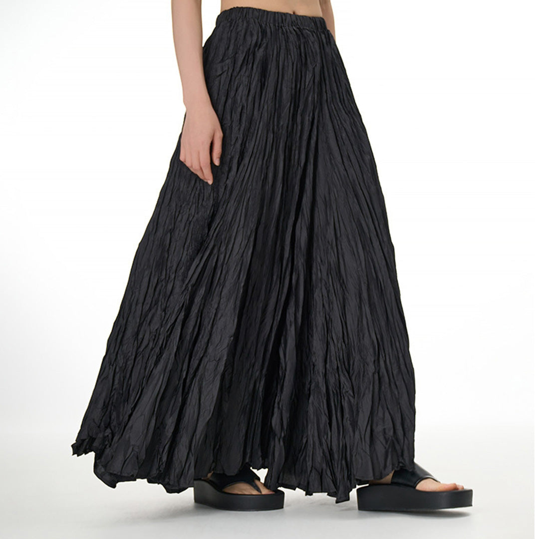 Flowing Draping Pleated Fabric Long Skirt