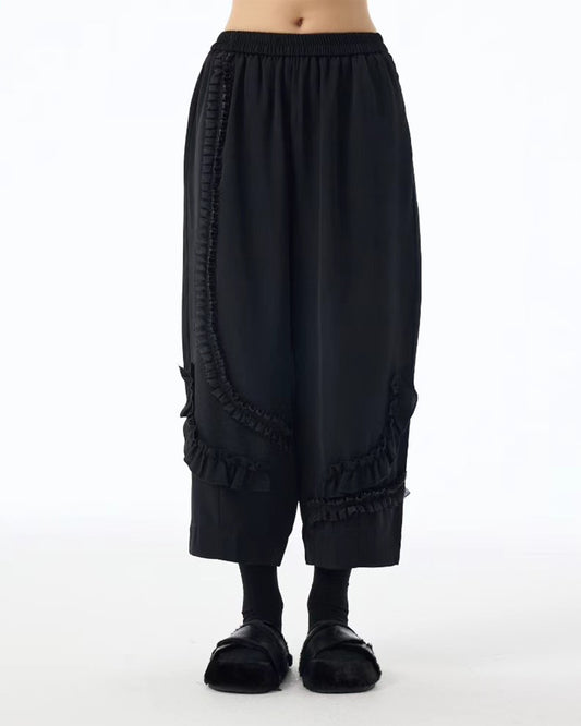 Elegant Ruffle Deco Cropped pants