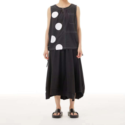 Contrast Stitches Polka Dot Design Sleeveless Top Available in Two Colours