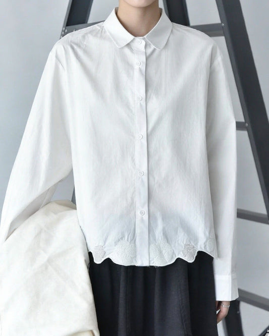Line-Art Flower Embroidered Hem Shirt