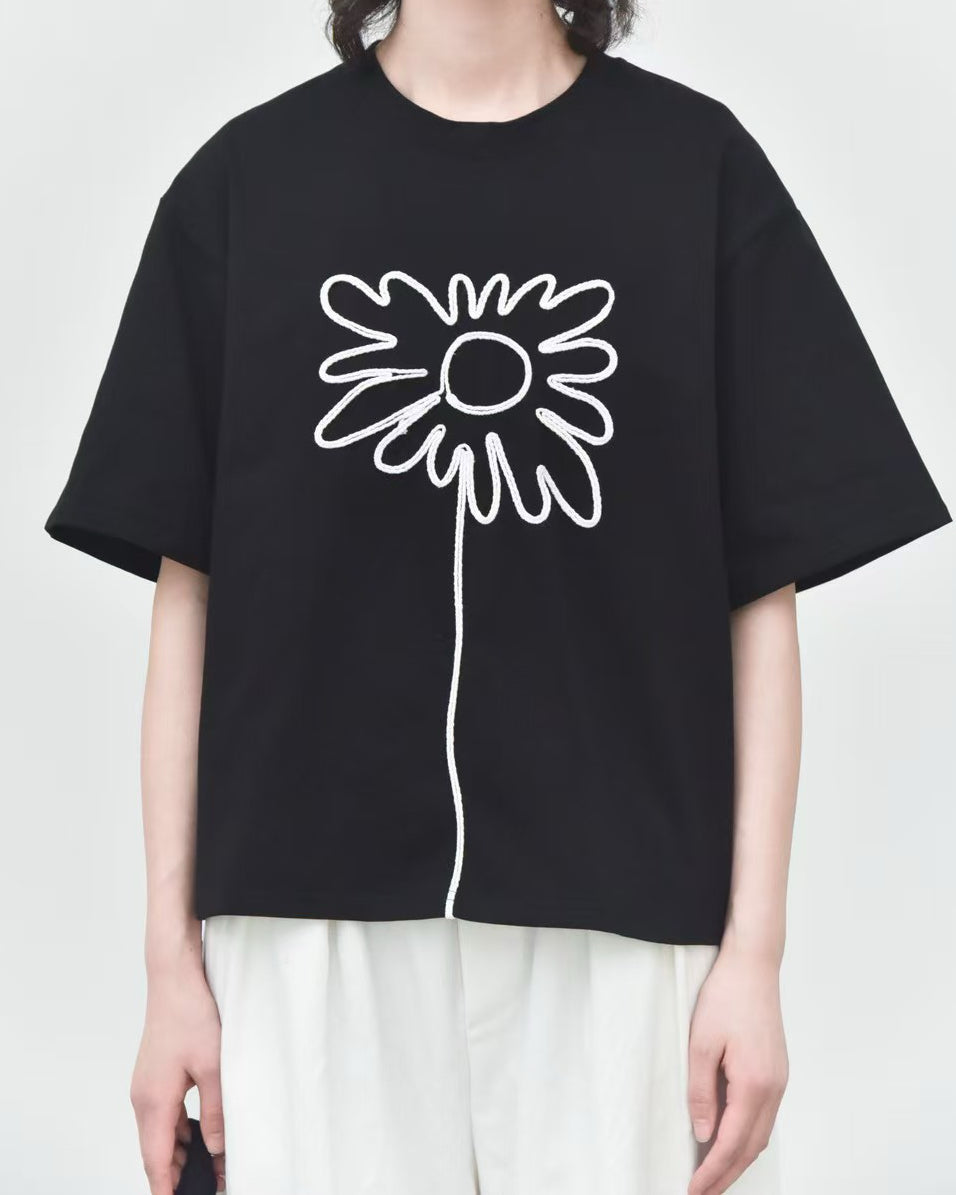 Cotton Crew Neck T-Shirt with 3D Rope-Embroidered Floral Detail