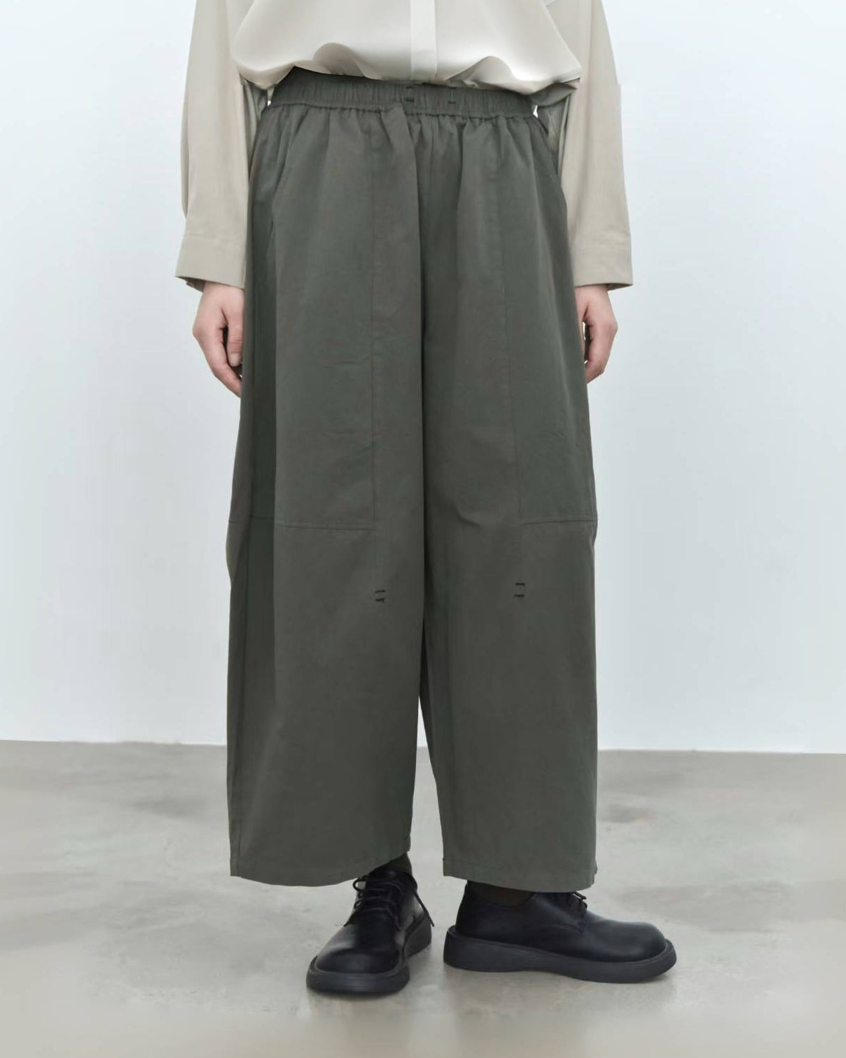 Structured Panel Anti-Wrinkle Relaxed Trousers