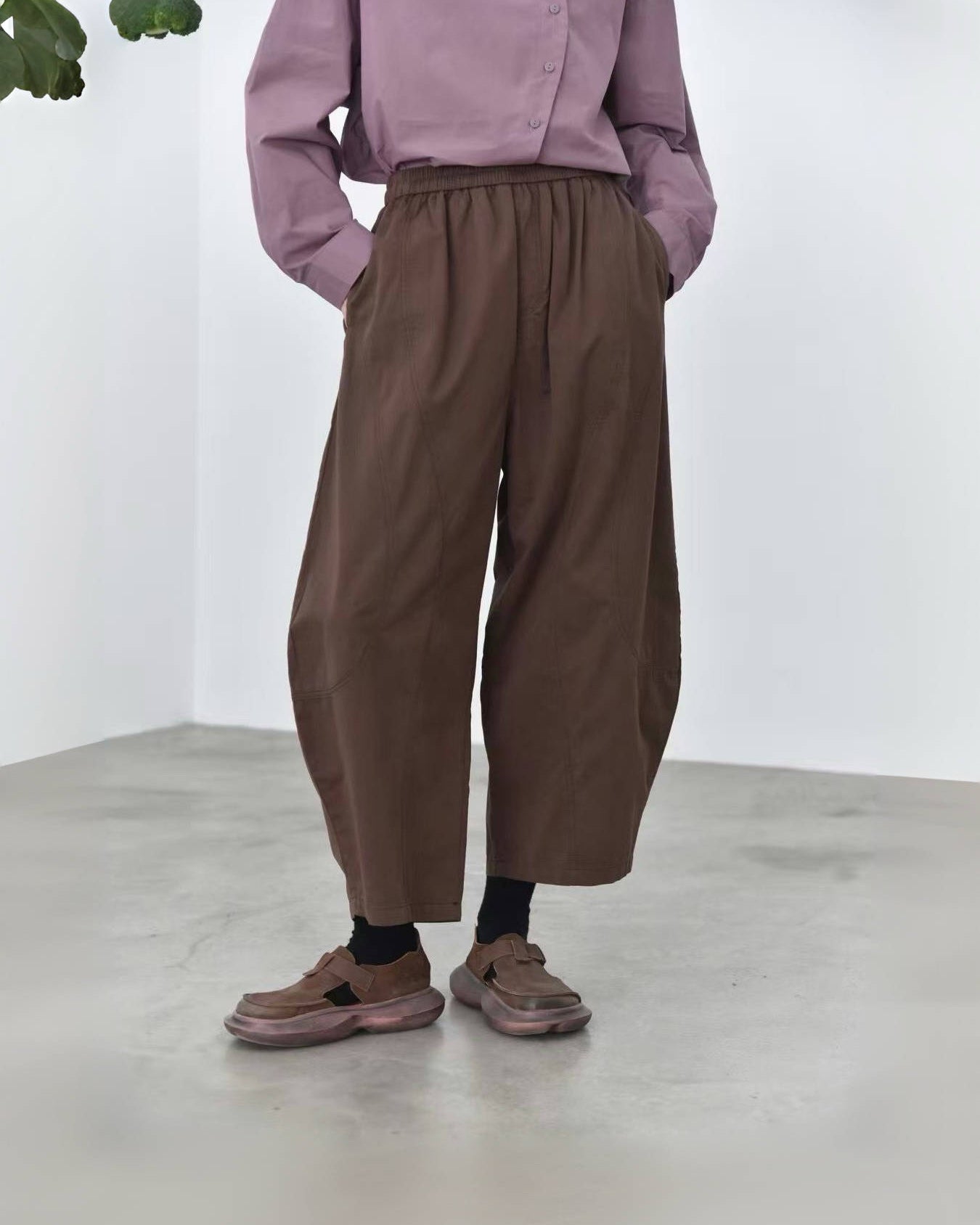 Washed Casual Pants with Double-Curved Paneling