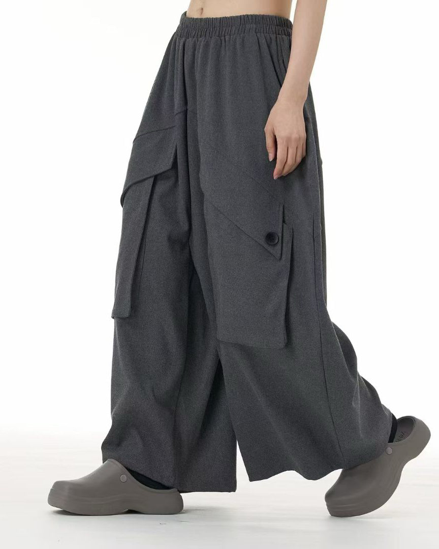 Wide-Leg Cargo Pants