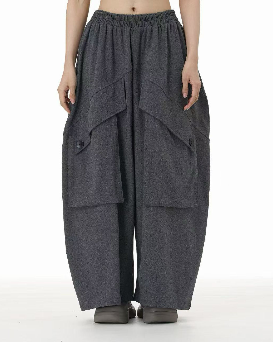 Wide-Leg Cargo Pants